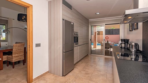 Villa Marioma Winter Кухня