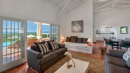 Villa Mariposa Living room