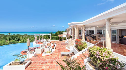 Villa Mariposa Swimming pool