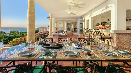 Villa Mariposa Terrace/Veranda 