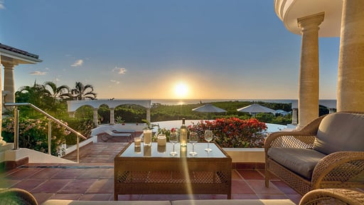 Villa Mariposa Terrace/Veranda 