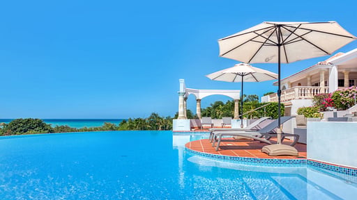 Villa Mariposa Swimming pool