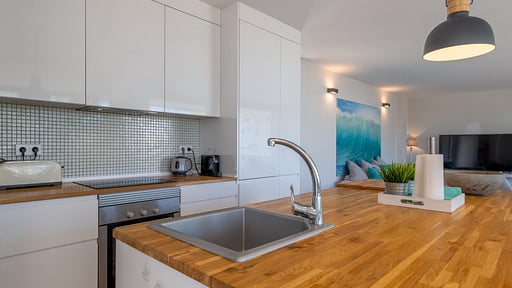 Villa Mariskal Kitchen