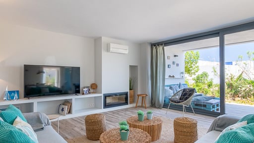 Villa Mariskal Living room