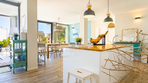 Villa Mariskal Kitchen