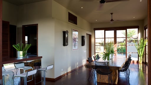 Villa Mary Dining area