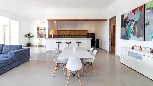 Villa Mas Anga Dining area