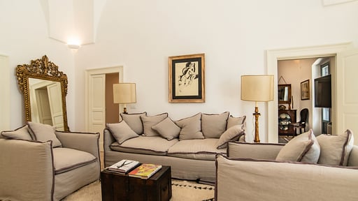 Villa Masseto Salon 1