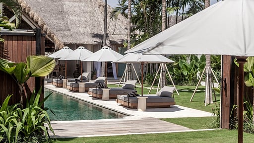 Villa Massilia Satu Piscina