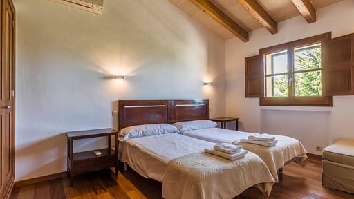 Villa Mastaguera Roger Спальня 3