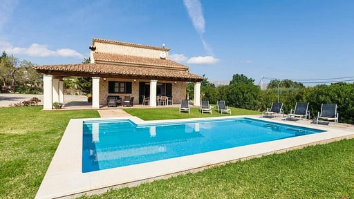 Villa Mastaguera Roger Бассейн