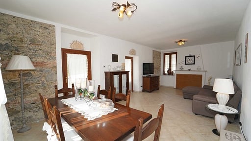 Villa Matilde Dining area