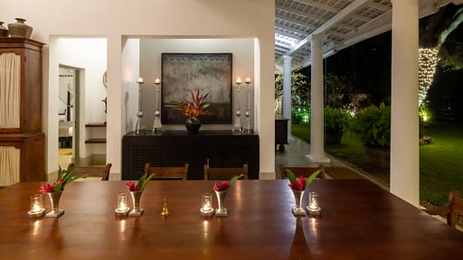 Villa Mawella Dining area