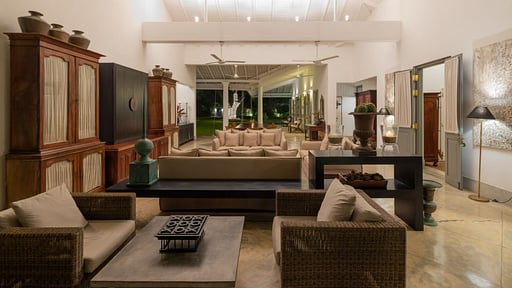 Villa Mawella Living room 1