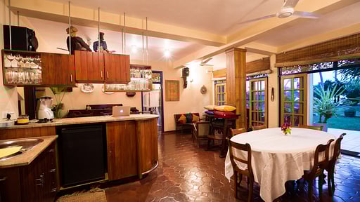 Villa Max Wadiya Dining area