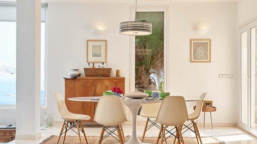 Villa Maxmena Dining area