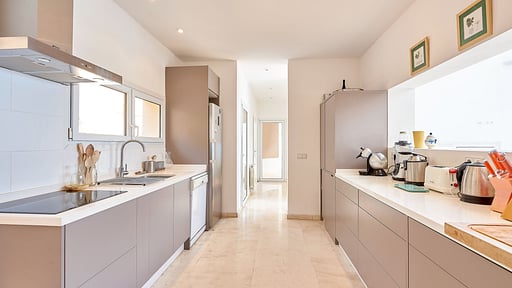 Villa Maxmena Kitchen