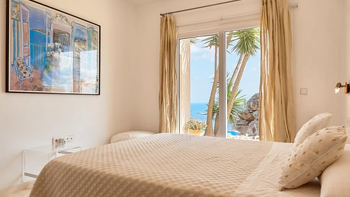 Villa Maxmena Bedroom 1