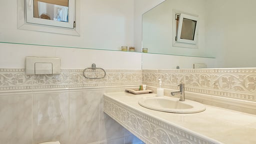 Villa Maxmena Bedroom 1
