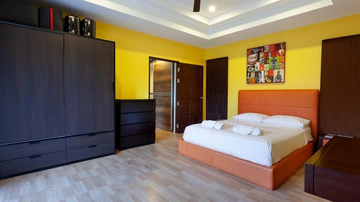 Villa Maya Rawai Bedroom 1
