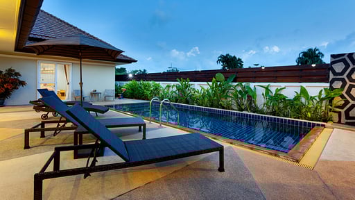 Villa Maya Rawai Swimming pool