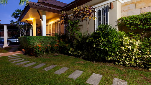 Villa Maya Rawai Garden