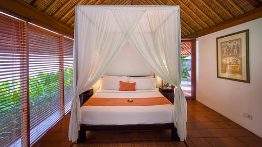 Villa Mayaloka Bedroom 1
