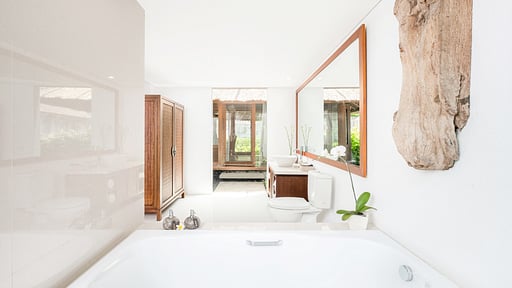 Villa Mayaloka Bedroom 1