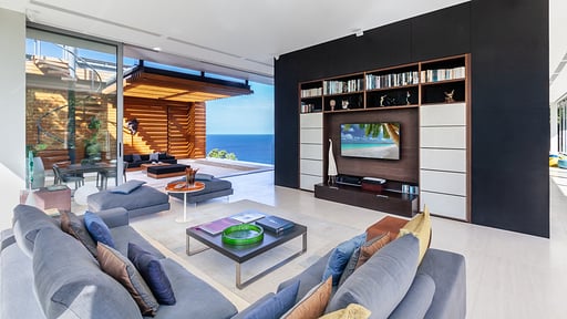 Villa Mayavee Media room