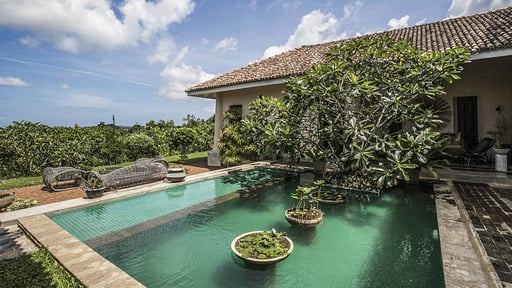 Villa Mayurana Сад