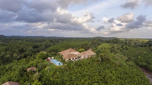 Villa Mayurana Фото с дрона