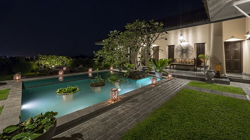 Villa Mayurana Сад