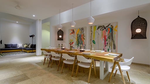 Villa Meiwenti Dining area