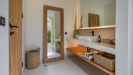 Villa Mejan Bedroom 2