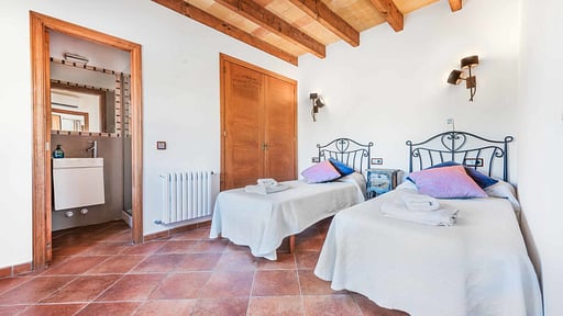 Villa Melis Camera da letto 1