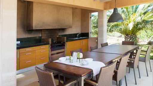 Villa Melis Dining area