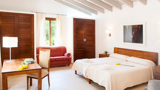 Villa Melis Bedroom 1