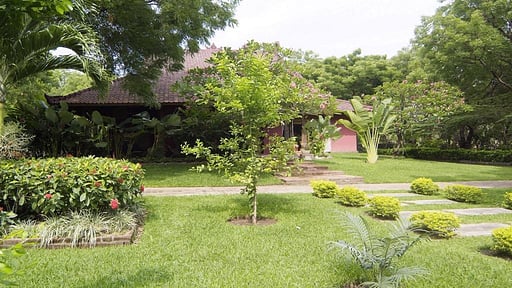 Villa Merah Jardín