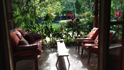 Villa Merah Otros