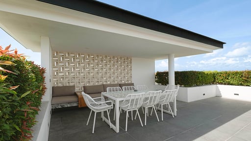 Villa Merayu Dua Rooftop lounge