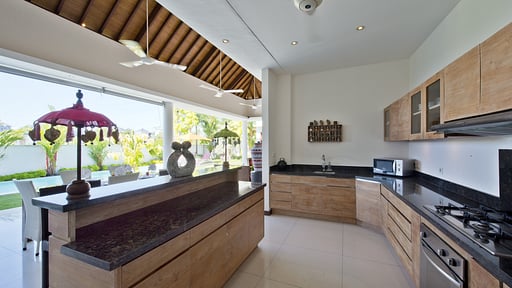 Villa Merayu Kitchen