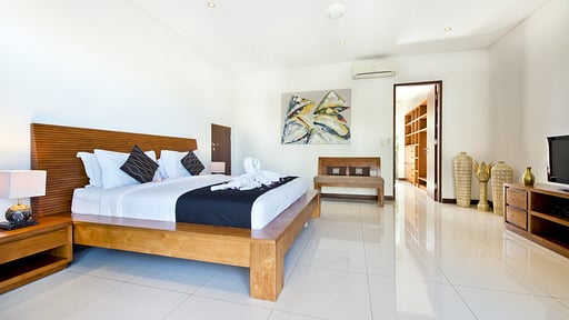 Villa Merayu Bedroom 1
