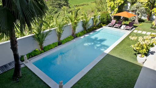 Villa Merayu Swimming pool