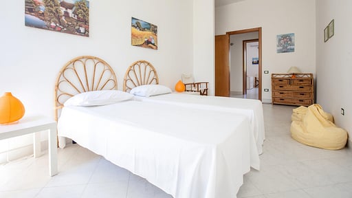 Villa Merienne Slaapkamer 2