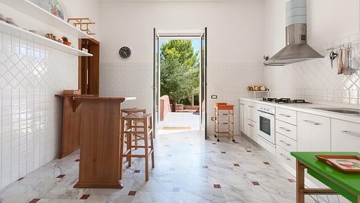 Villa Merienne Kitchen