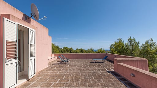 Villa Merienne Others