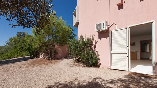 Villa Merienne Others