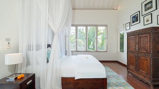 Villa Merta Sari 10 Bedroom 1