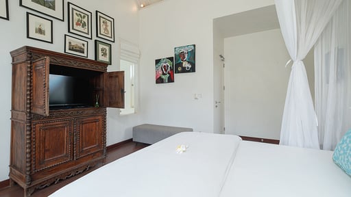 Villa Merta Sari 10 Bedroom 1