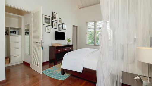 Villa Merta Sari 10 Bedroom 2